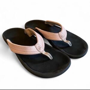 OluKai Women's Sandals Pink and Black Thong Flip Flops